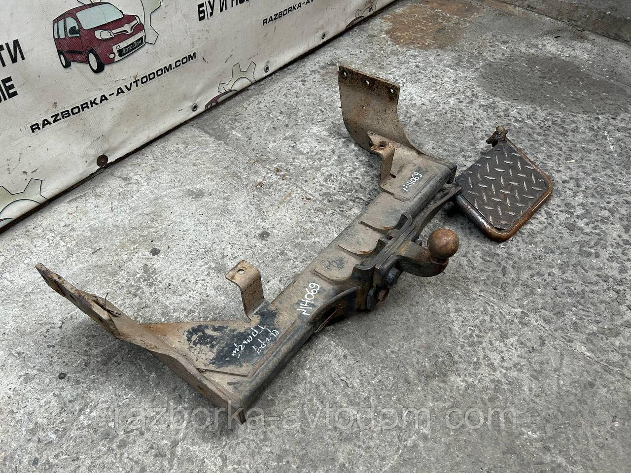 Причіпний Фаркоп Ford Transit (06-13) Б/У