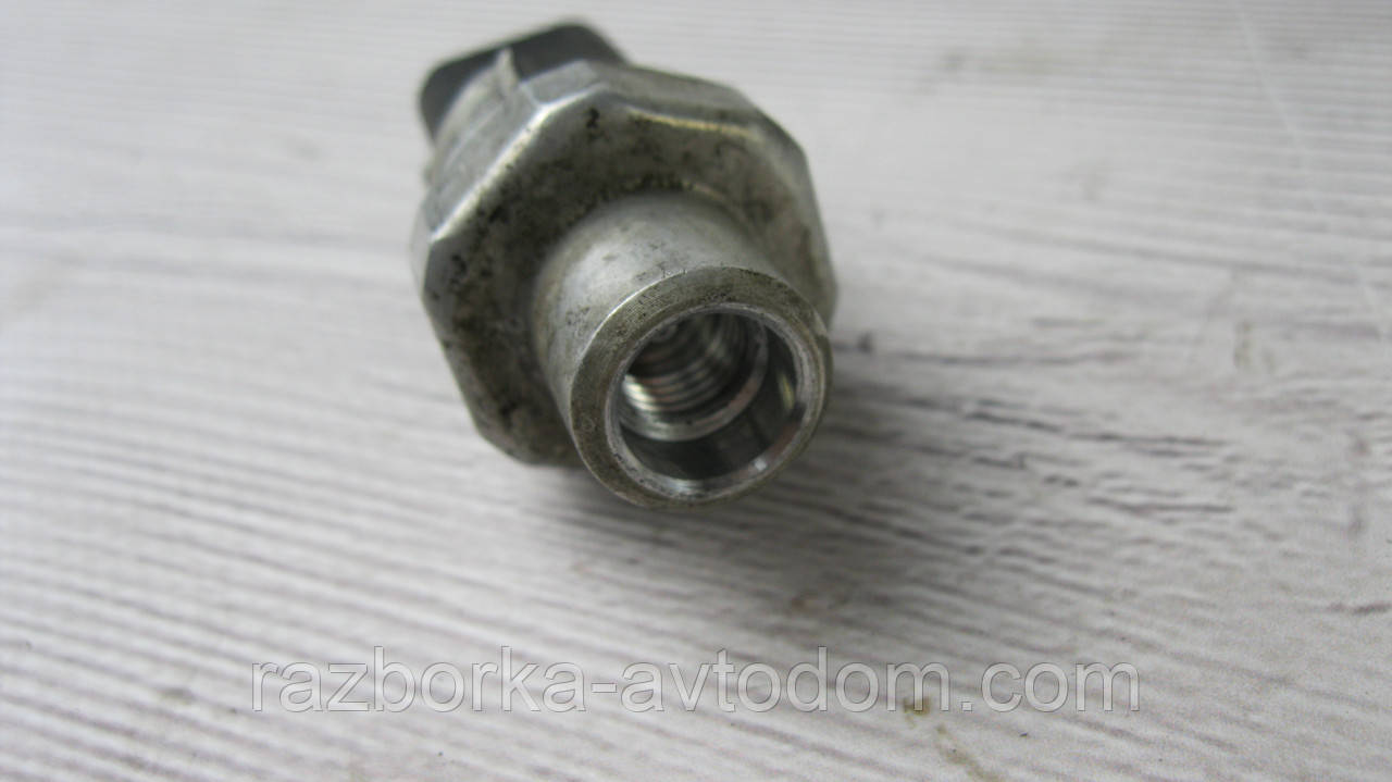 Датчик абсолютного тиску кондиціонера vw passat b5, audi a4 a6 a8, skoda superb 1 OE:8d0959482b