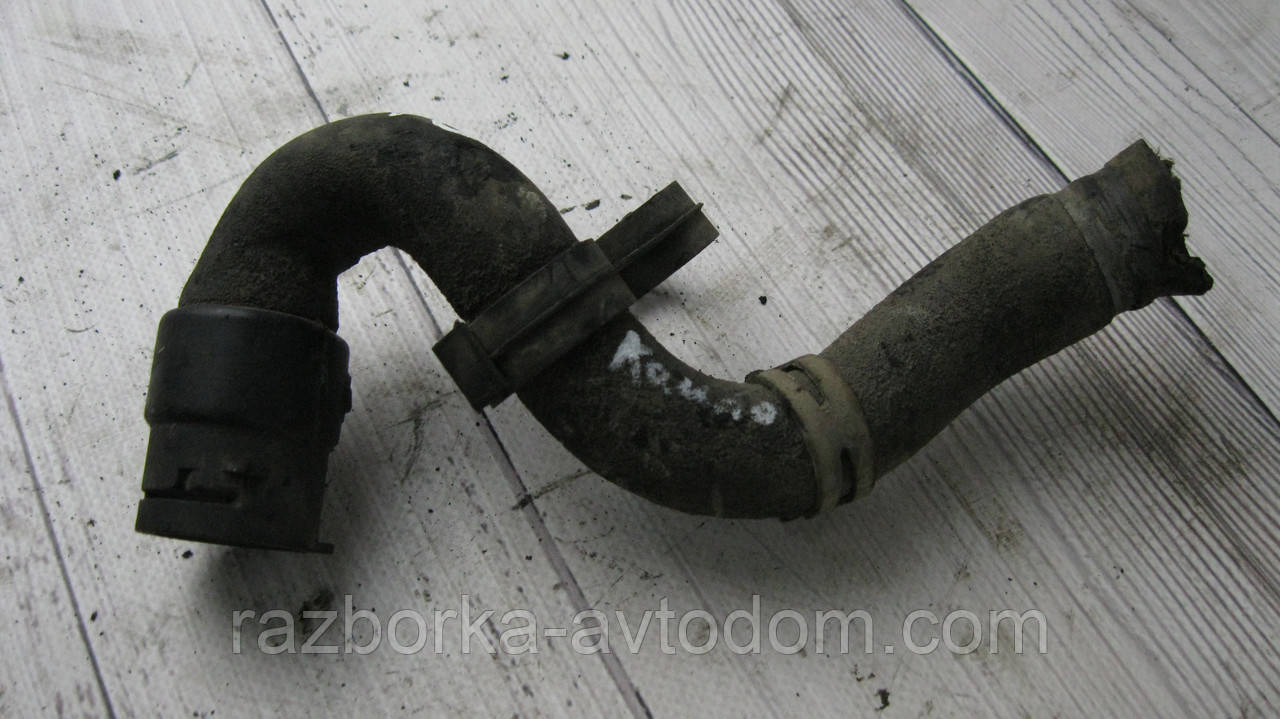 Патрубок системи охолодження Opel Combo C (2001-2011) OE:13157697