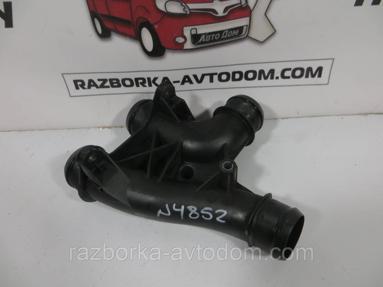 Патрубок інтеркулера Citroen Berlingo 08-18 1.6 9678406580