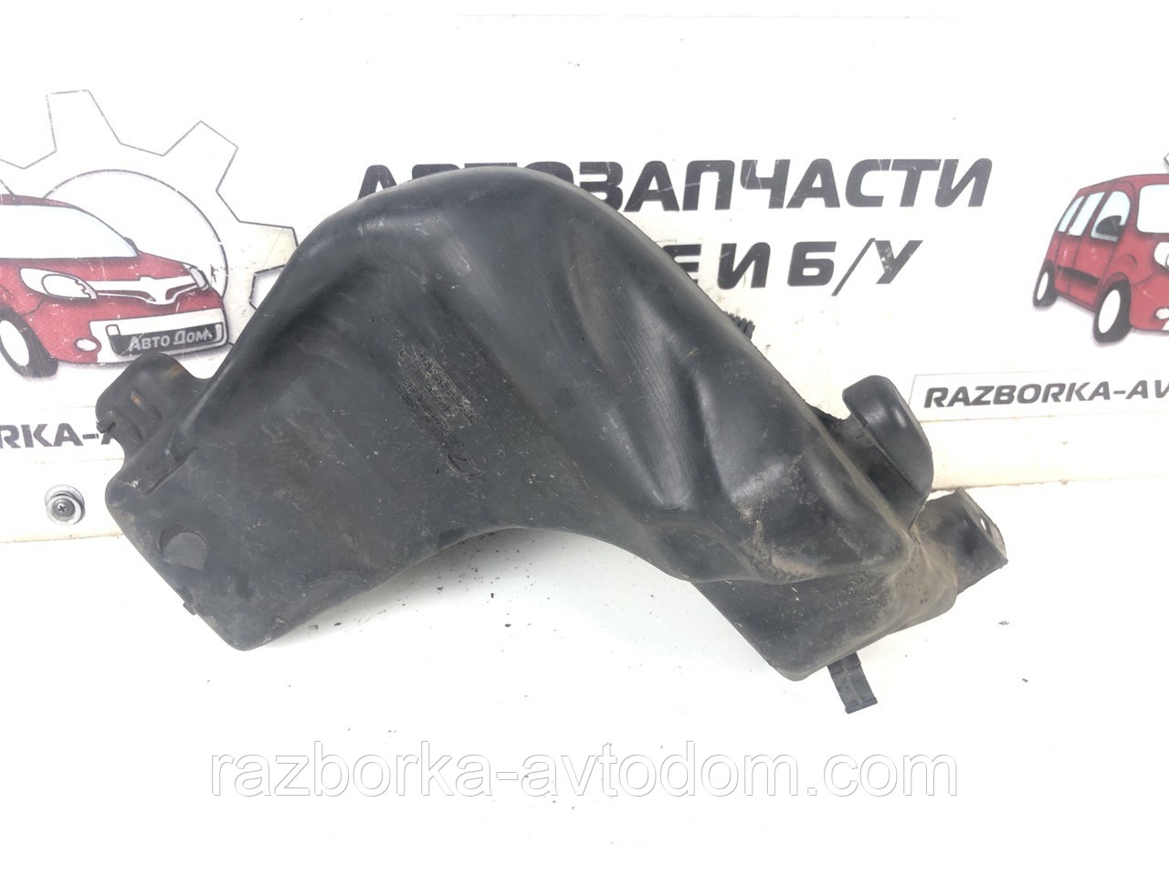 Бачок омивача з моторчиком Citroen C4 (04-11)