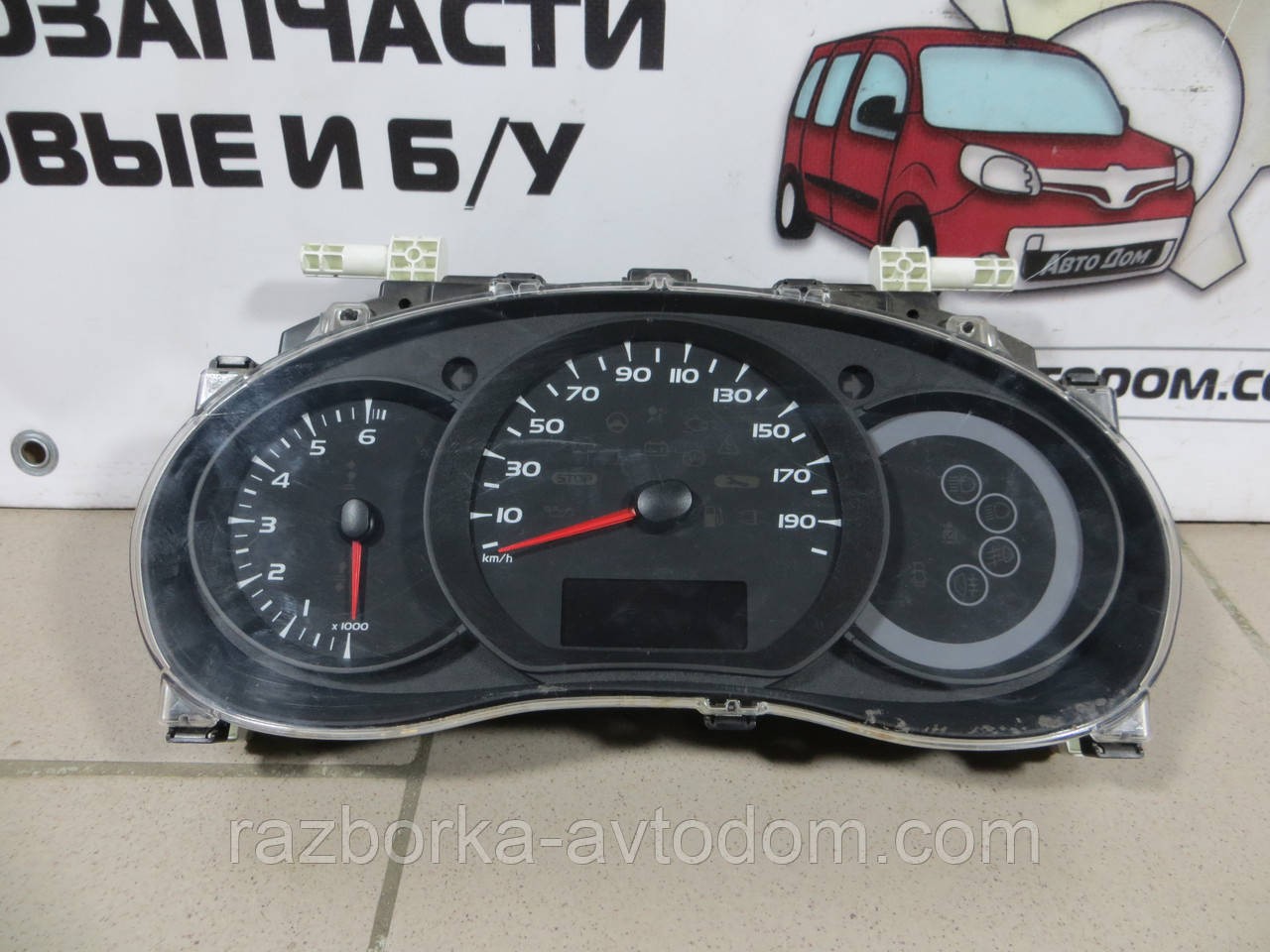 Панель приладів Renault Kangoo 08-18 1.5dCi 8200796022