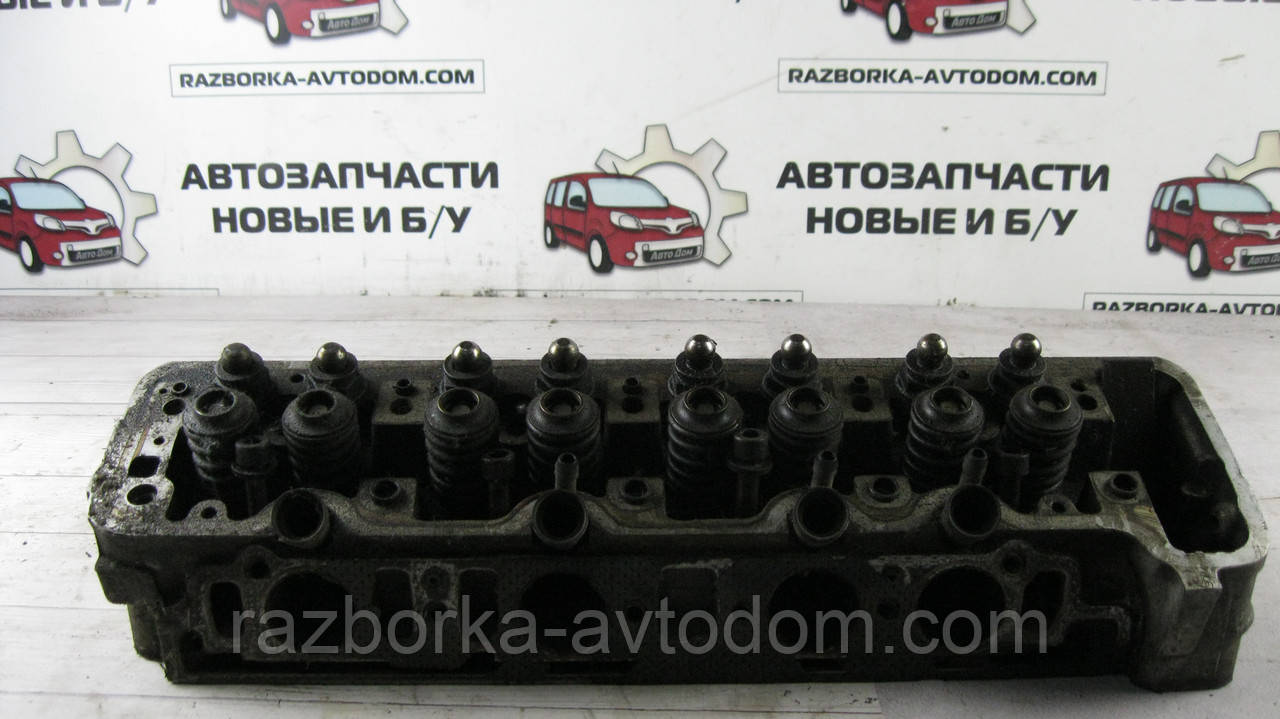 Головка двигуна (ГБЦ) ліва Mercedes w126 (1979-1991) OM116 4.2 V8 OE:R1160164001
