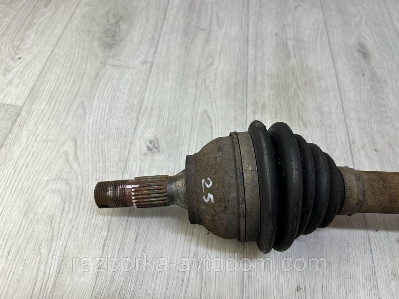 Напівось передня права (привод) (25/24) Peugeot 308, 3008, 5008, Citroen C4 II, DS4 OE:3273VP