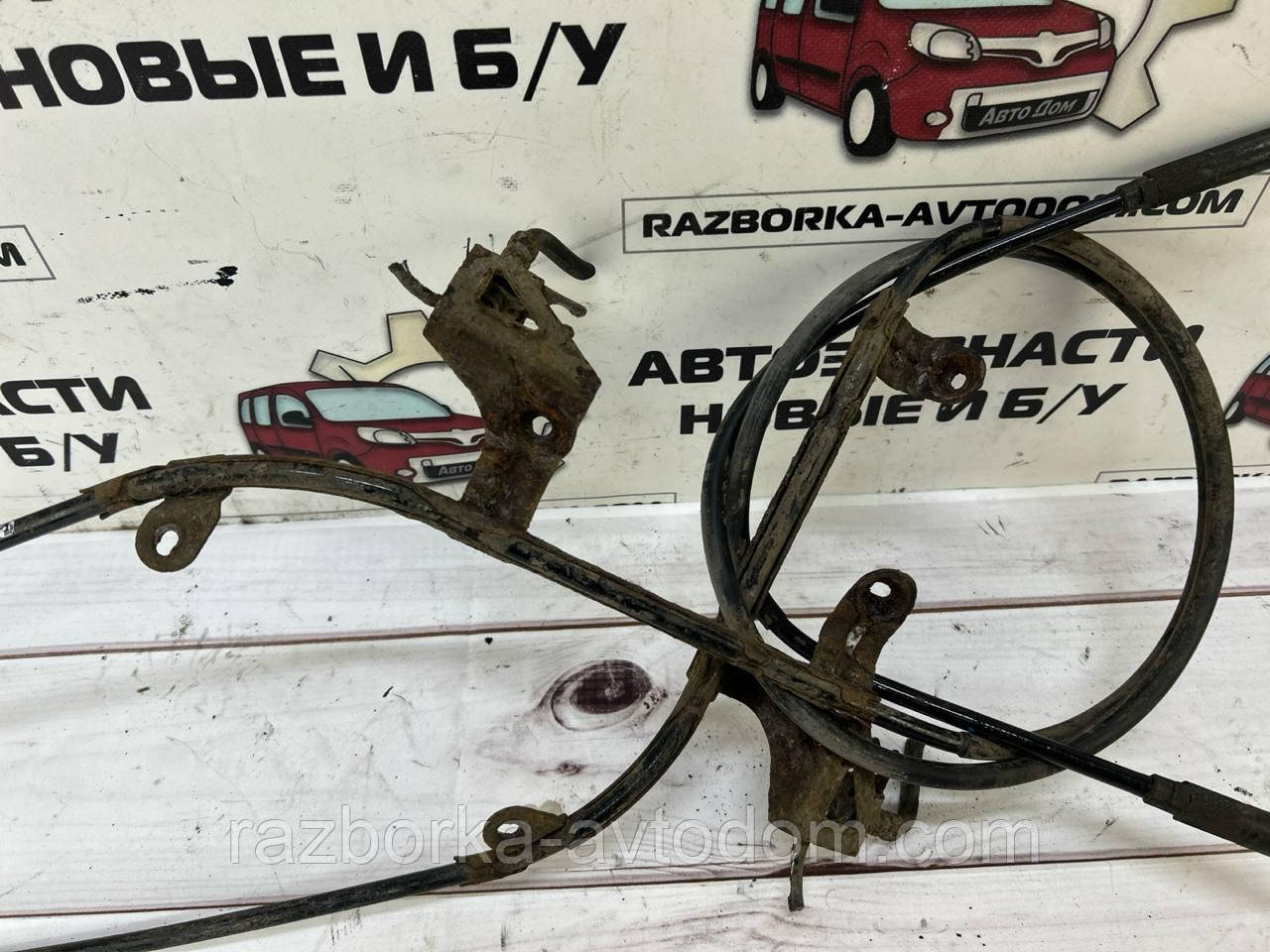 Трос ручка задній (правий,левий) комплект VW Passat B5 (96-05) OE:3B0609721AC