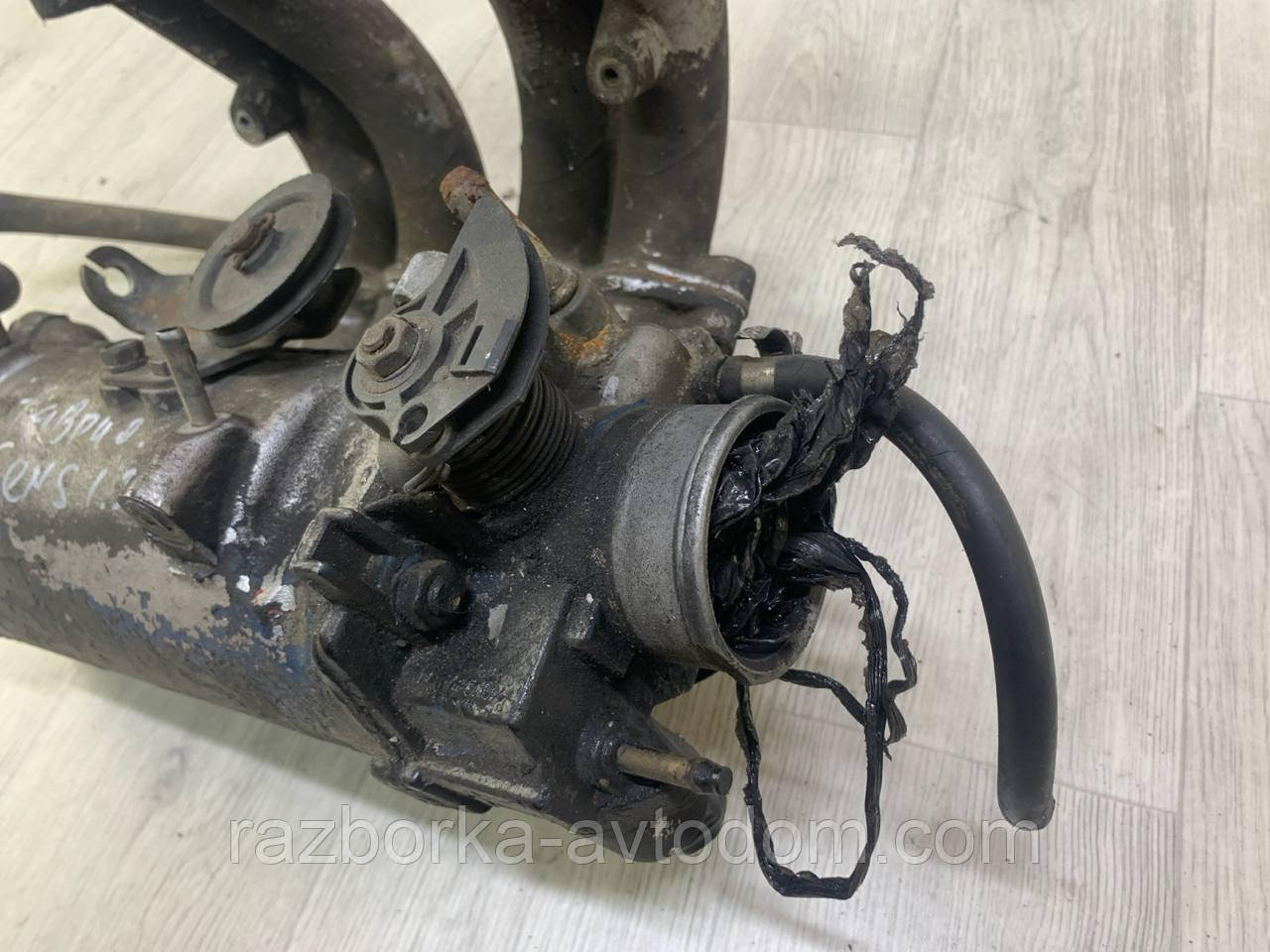 Колектор впускний комплект 1.3 Daewoo Sens Lanos OE: 3071008017
