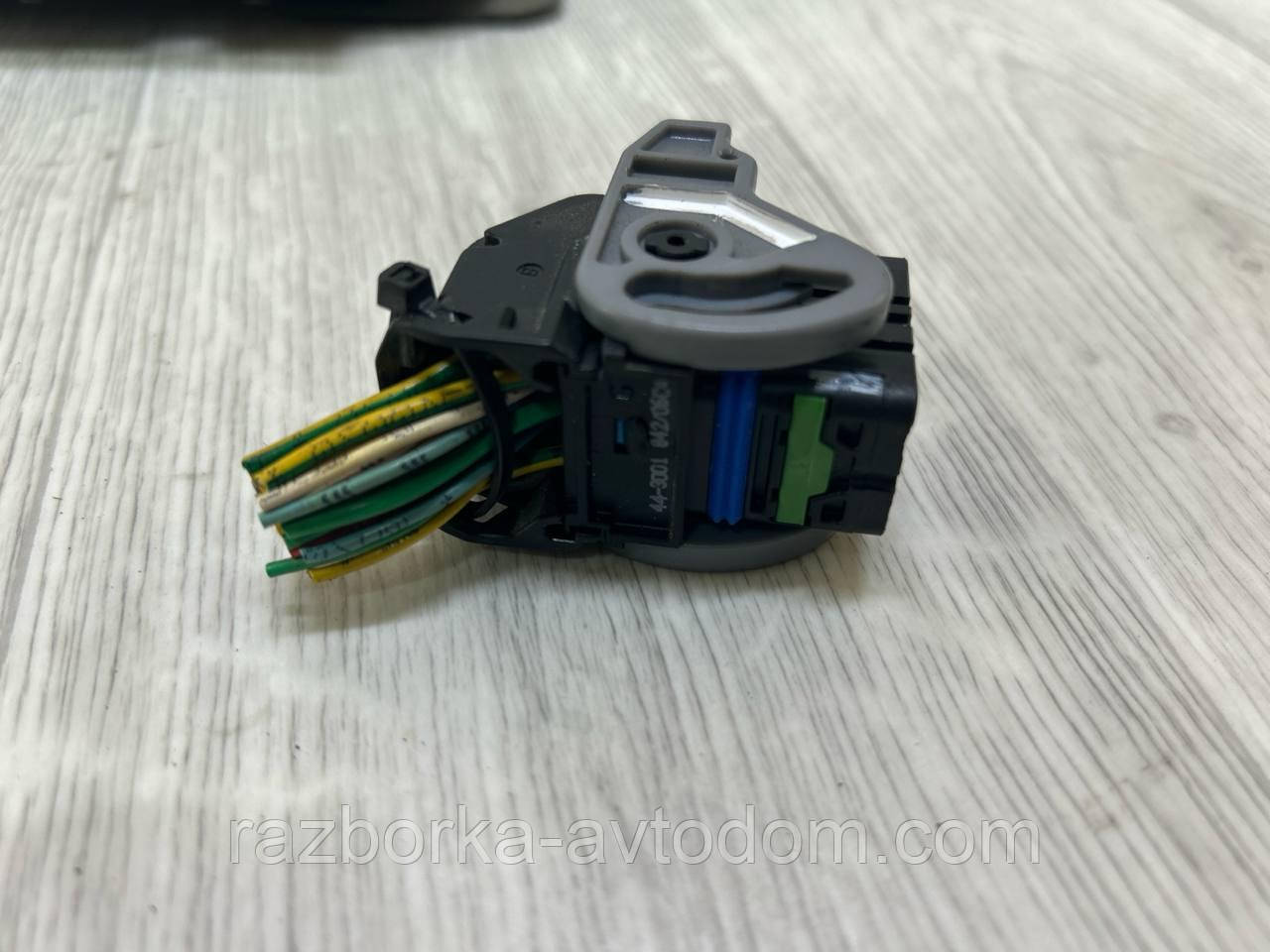 Роз'єм/фішка блока керування двигуном ЕБУ 1.6i 16 V PEUGEOT 307 (01-08), Citroen C4 OE:9662307380 OE 261208899