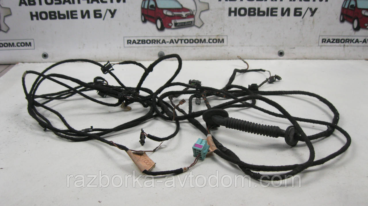 Прводка крышки багажника VW Passat B5 (1997-2000) OE:3B9147C