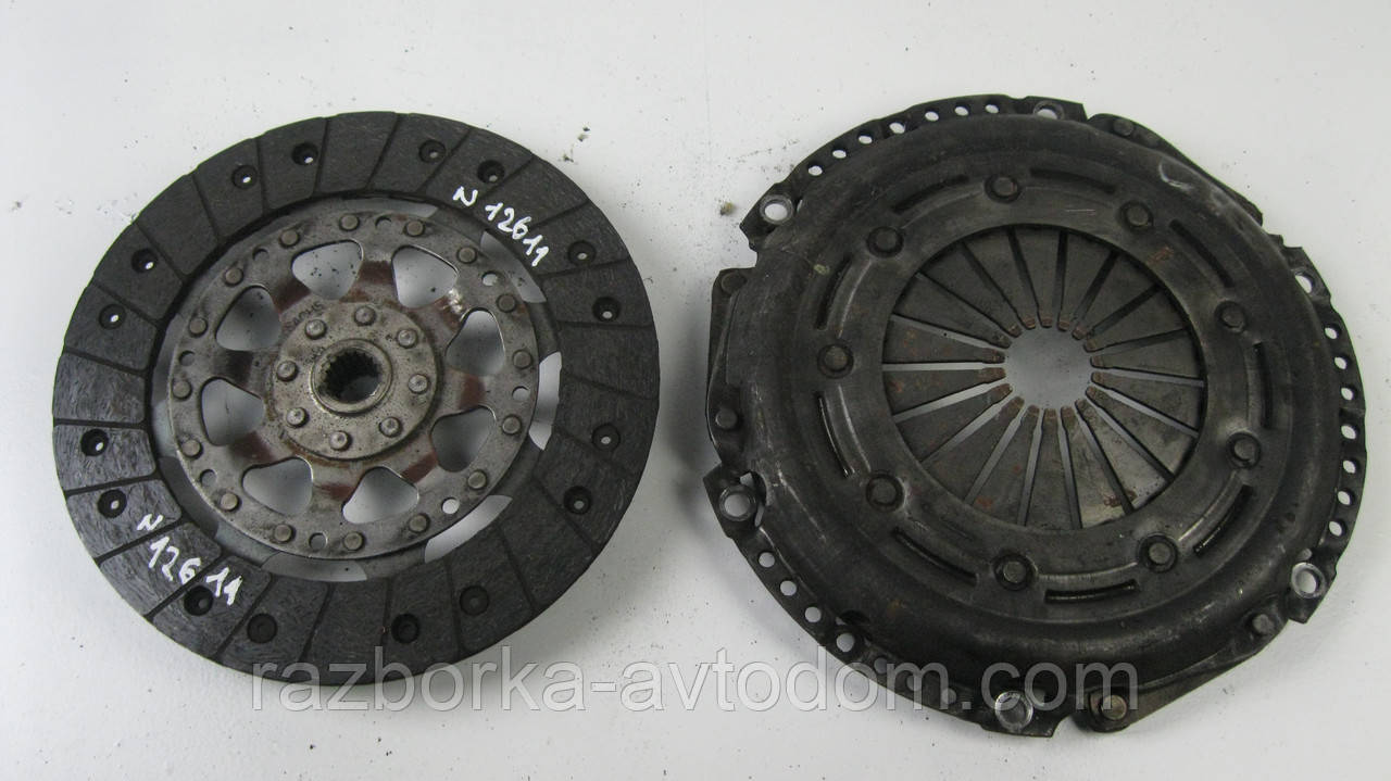 Комплект зчеплення (кошик, диск) Citroen C4 (2004-2010) 1,6 HDI OE:2052 F3