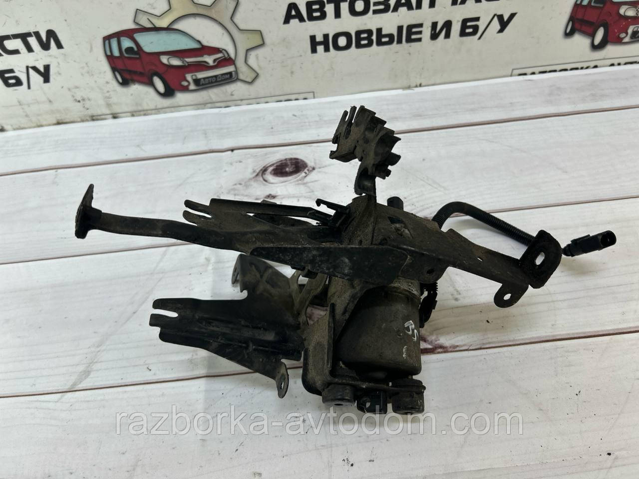 Насос ABS АБС, ESP головного гальмівного циліндра VW Passat B5 (96-05), Audi A6 C5, A4 B5 OE: 8e0614175d