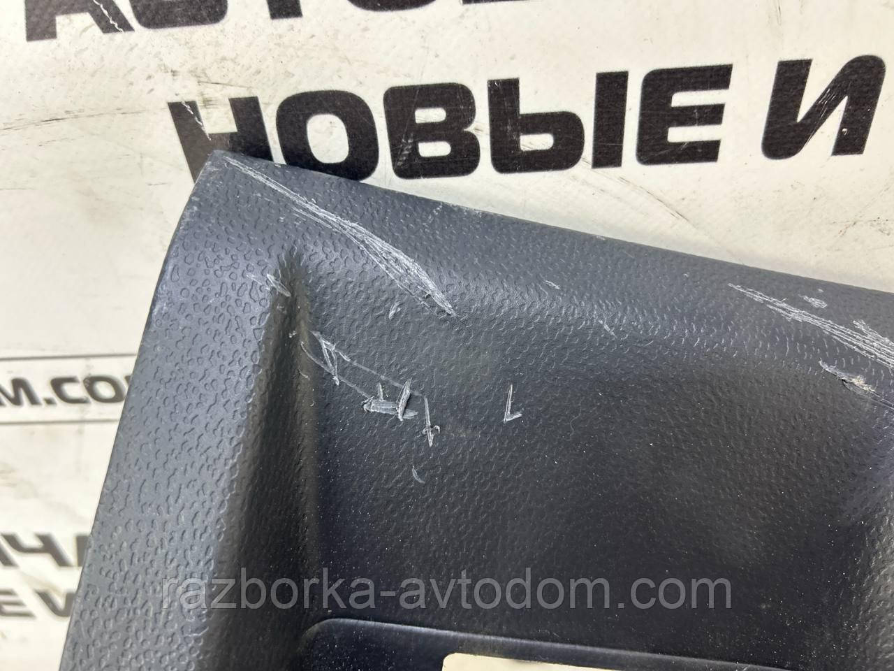 Декоративна накладка торпеди під водієм Hyundai Getz (02-05) OE:847521c000