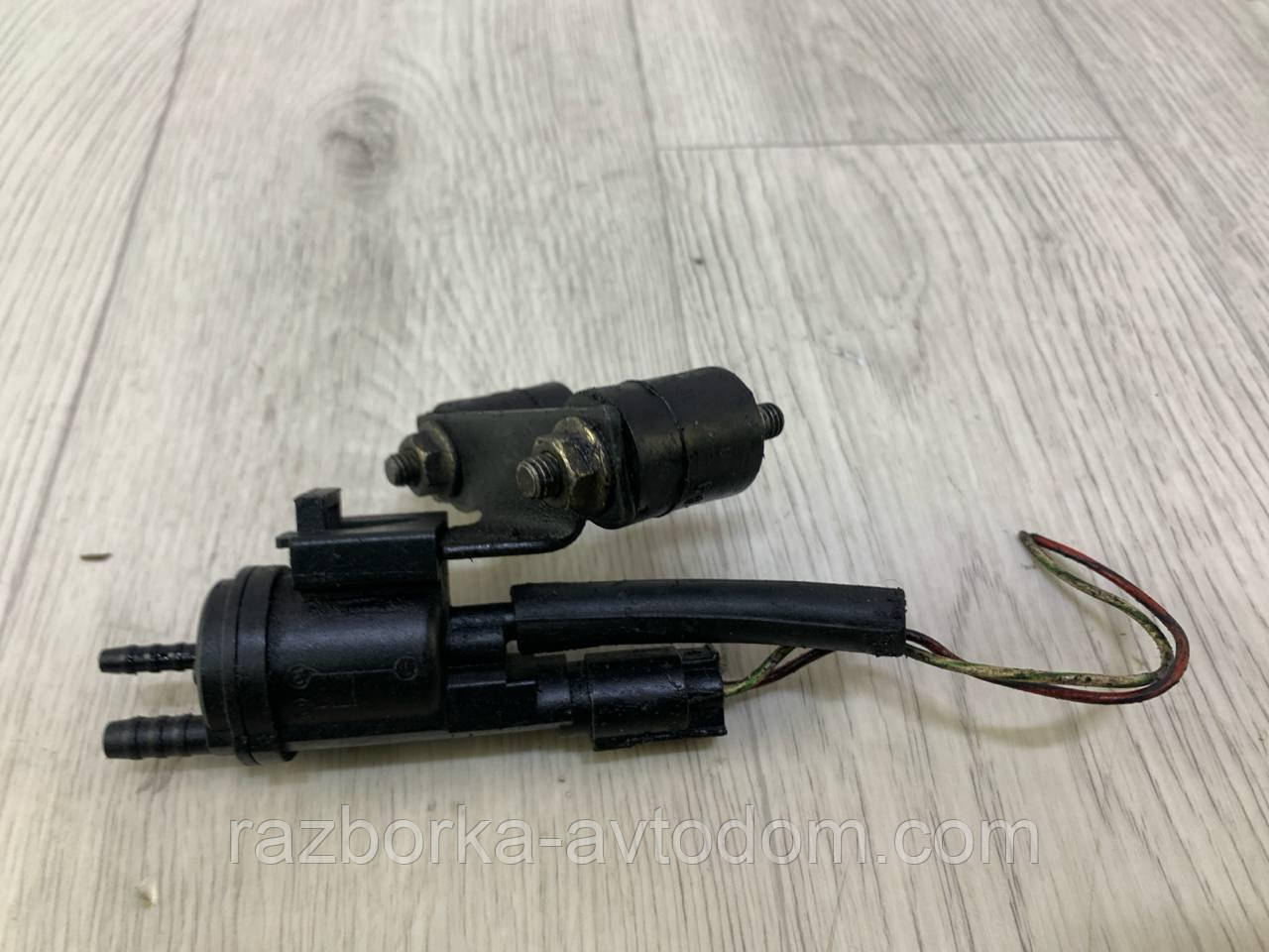 Клапан вакуумний керування EGR, турбіни, 2.2 D Mercedes Vito 638, Sprinter (96-03) OE:A0025401497