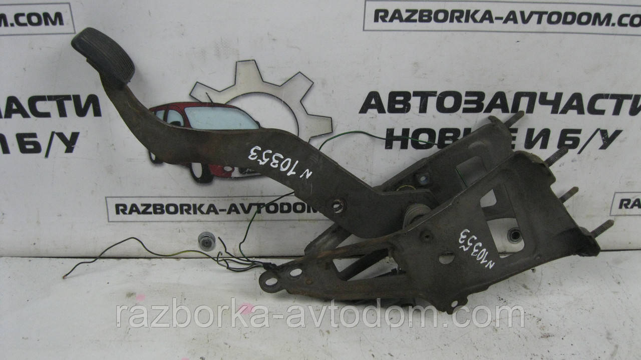 Педаль гальма з кронштейном Opel Vectra B (1995-2002) OE:90468751
