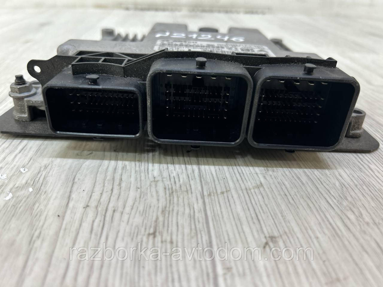 Блок керування двигуном (ЕБУ) 1.6HDI Peugeot 308, Partner Citroen Berlingo, Picasso OE: 0281019817, 9805947380
