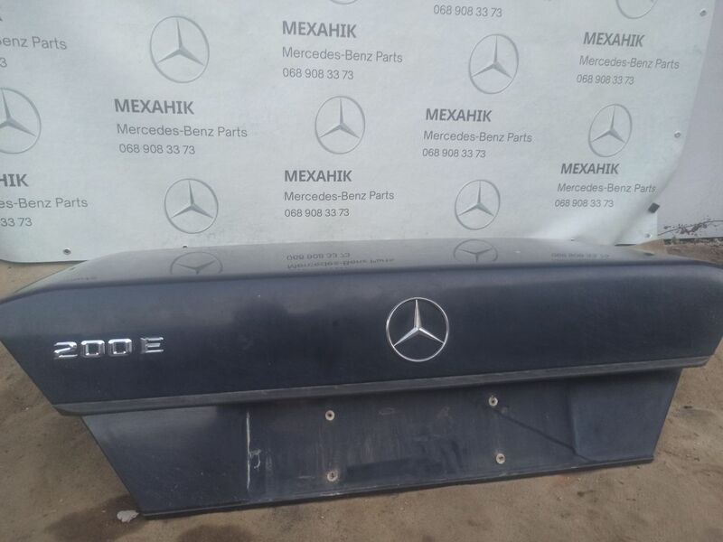 Кришка багажника Mercedes-Benz E-Class W124