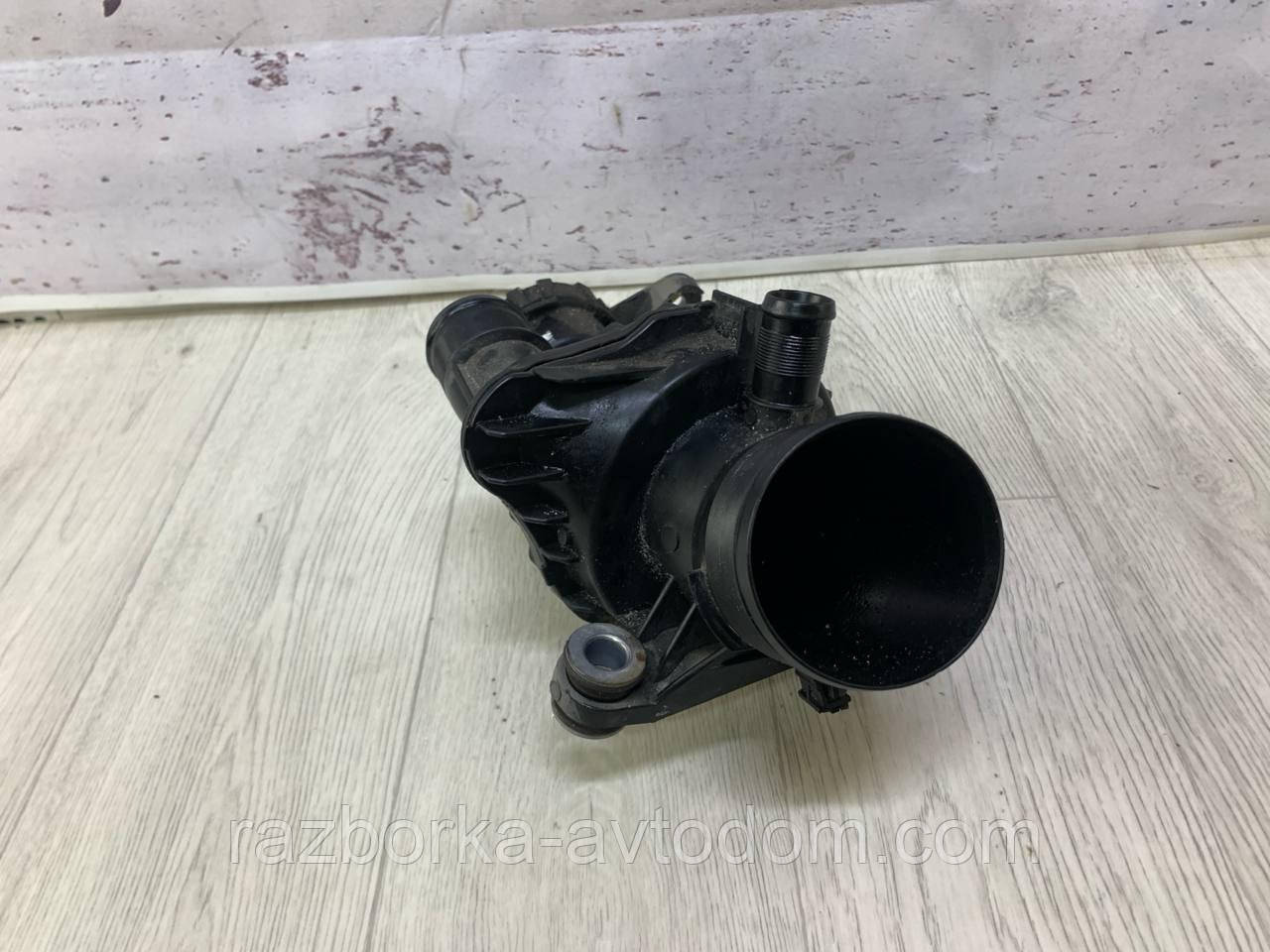 Патрубок повітря від КВФ до турбіне 1.6DCI Renault Scenic 3, Nissan X-Trail T32 (2009-) OE:165761844R
