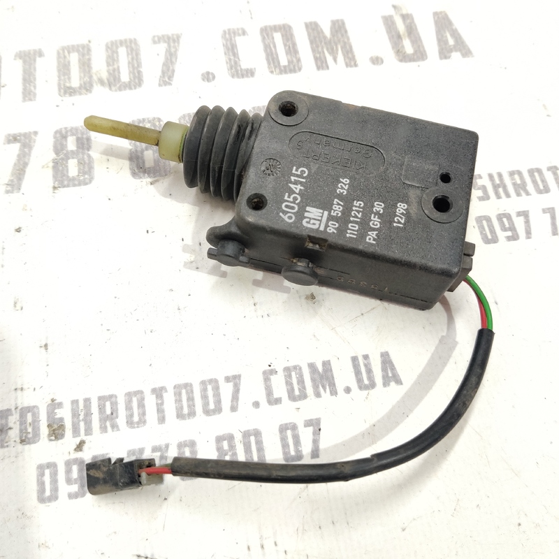 Замок лючка бака Opel Astra G (97-04) 2.0D 90587326