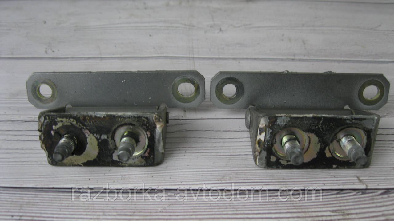 Петлі кришки багажника (ляди) комплект Nissan X-trail T30 (01-07) OE:904008H300