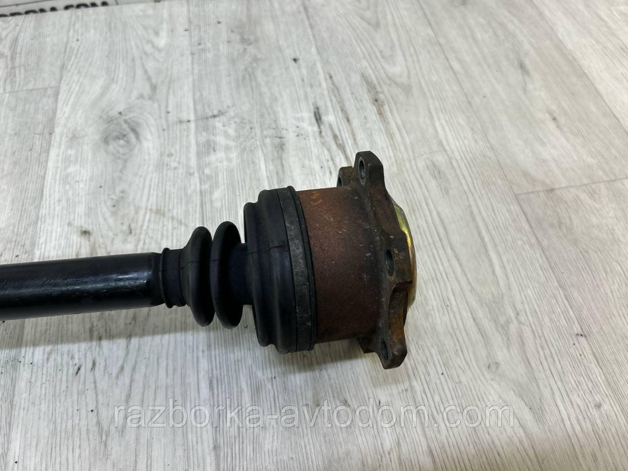 Напівось передня права (привод) 1,9TDI, 2,0TD Skoda Superb (02-08), VW Passat B5, Audi A4 B5 OE:3u0407272(38 шліців)