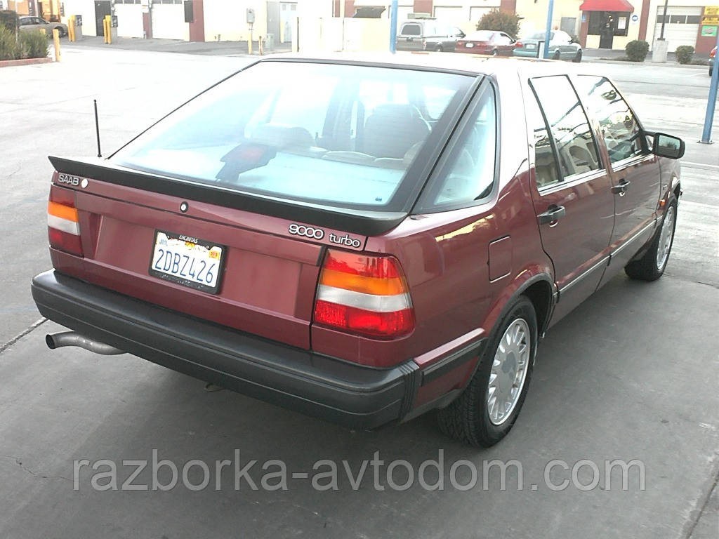 Бампер задній хетчбек SAAB 9000 (85-98)