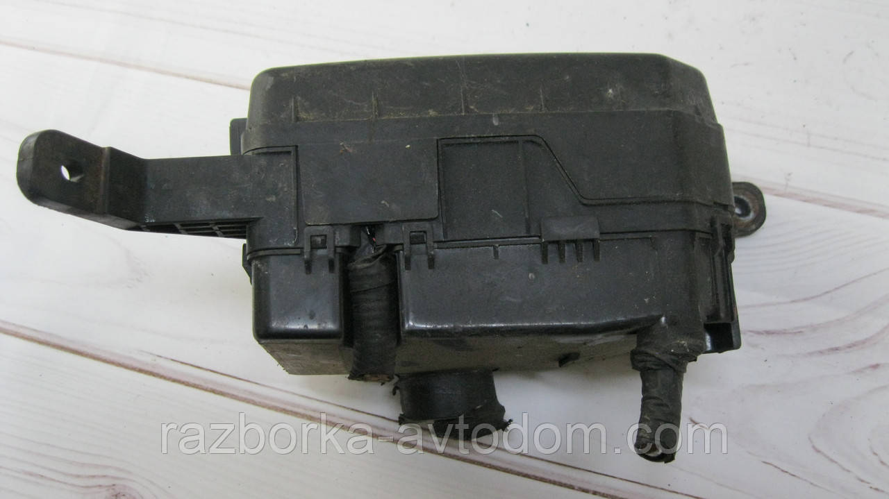 Блок запобіжників 1,5CRDI Hyundai Getz (2002-2005) OE:912901C210
