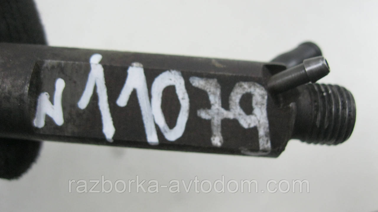 Форсунка паливна дизель VW Passat B5 (1997-2000) 1.9TDI OE:028130202J фото 2