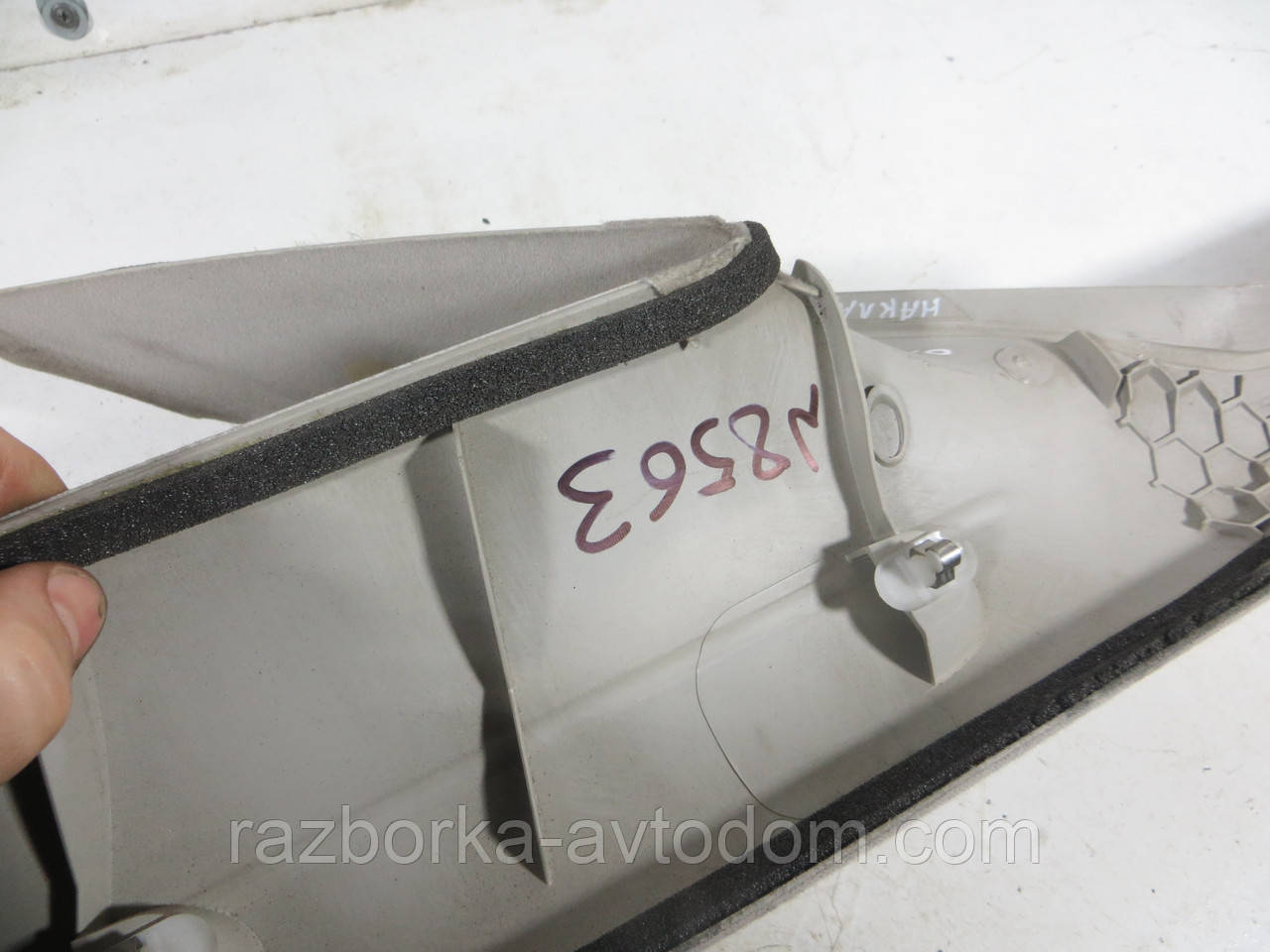 Накладка облицювання салону стійки лобового скла внутрішня передня права Opel Zafira A (1999-2005) К:8563