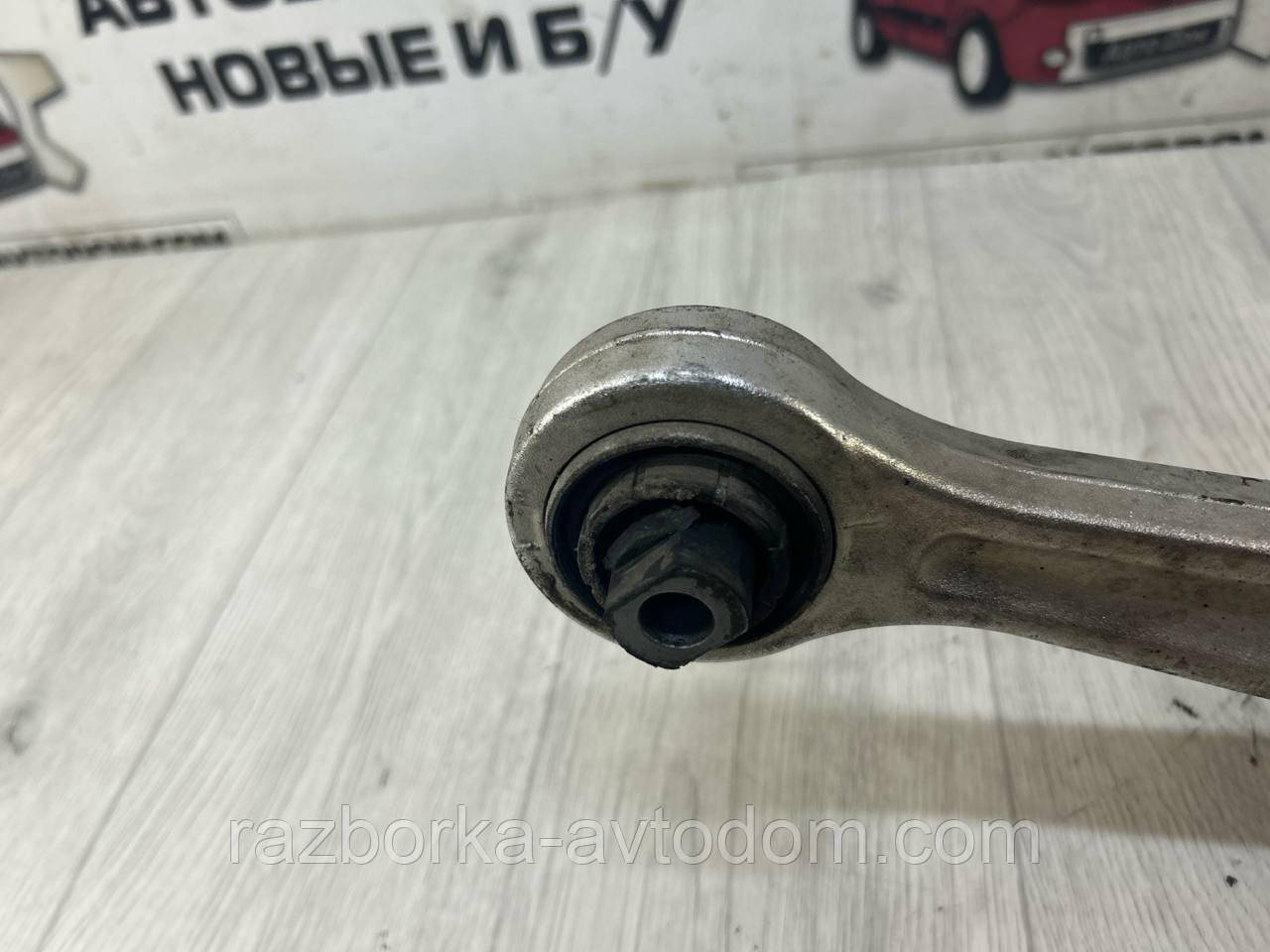 Важіль передній нижній (прав/ лів) Skoda Superb, VW Passat B5, Audi A4, A6, A8 OE:4d0407151p