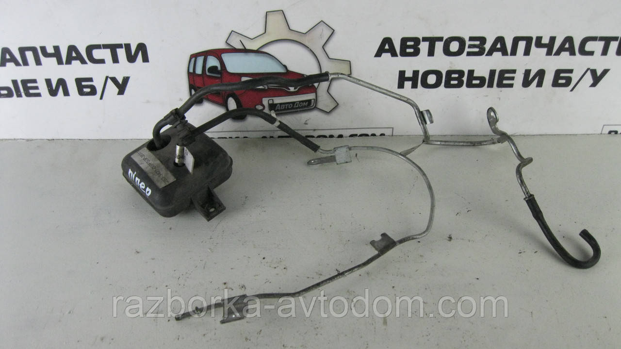 Бачок/Рісивер повітряний Fiat Fiorino-Qubo (2007-), Citroen Nemo (2008-), Peugeot Bipper (2008-) OE:51837964