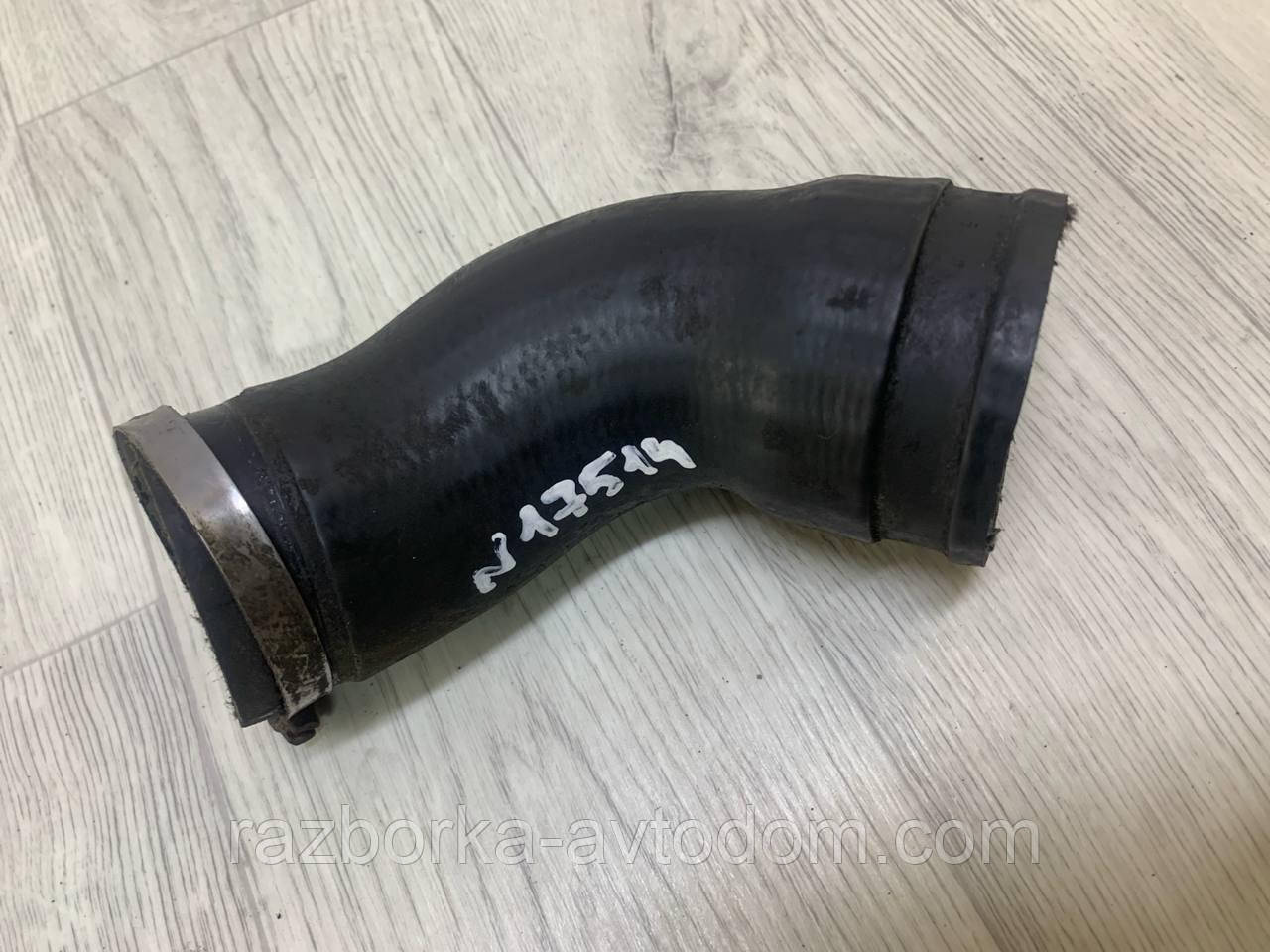 Патрубок інтеркулера Mercedes Vito W638 (1996-2003) 2.2CDI, OE: A6385282982
