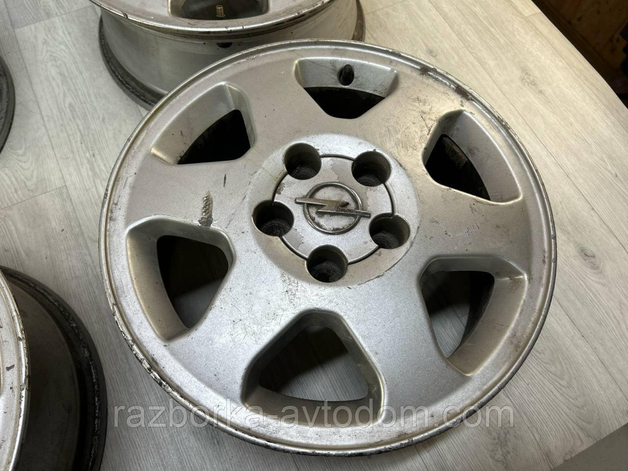Диски колісні титани (комплект) R15 Opel Zafira A, Meriva, Subaru Traviq (01-05) 6jx15 5x100x65.1 et 43