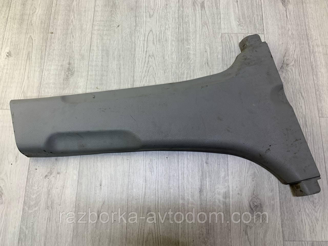 Обшивка накладка центральної стійки нижня права Kia Cerato (2006-2009), OE:858452F00087
