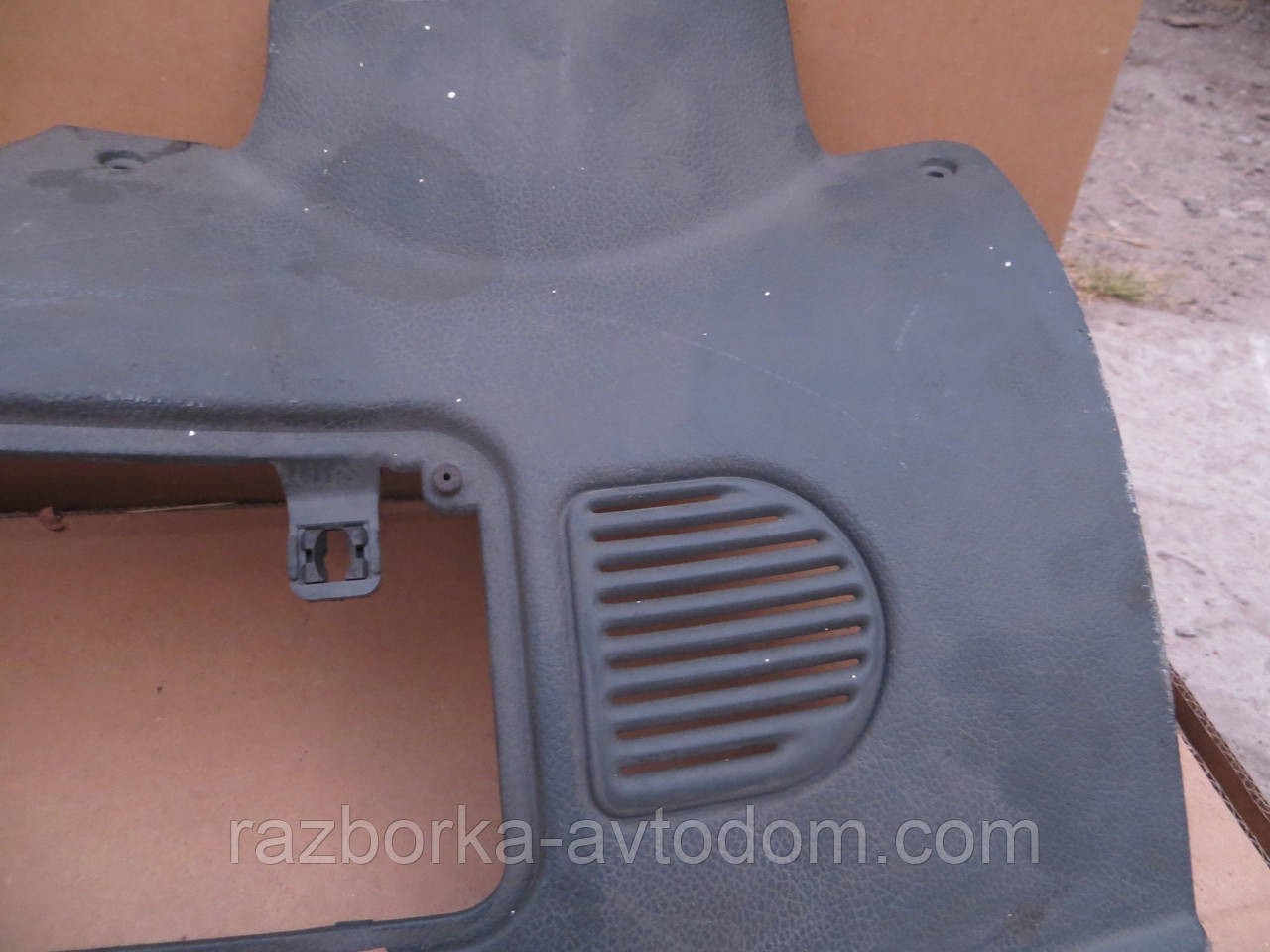 Заглушка під панель приладів Renault Kangoo (1998-2003) OE:7700354228