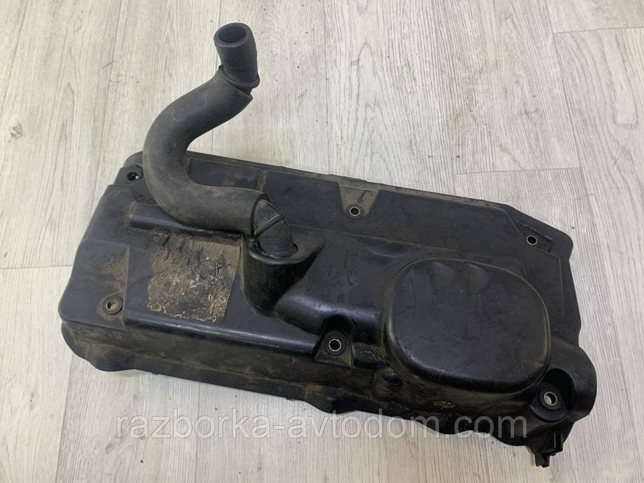 Кришка клапанів Mercedes Vito W638 (1996-2003) 2.2CDI OE: A6110161524