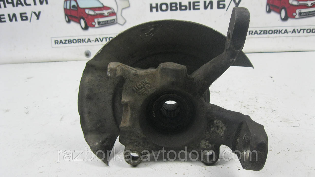 Поворотний кулак/ступиця передня ліва VW Transporter T4 (1990-2003) OE:701407257C