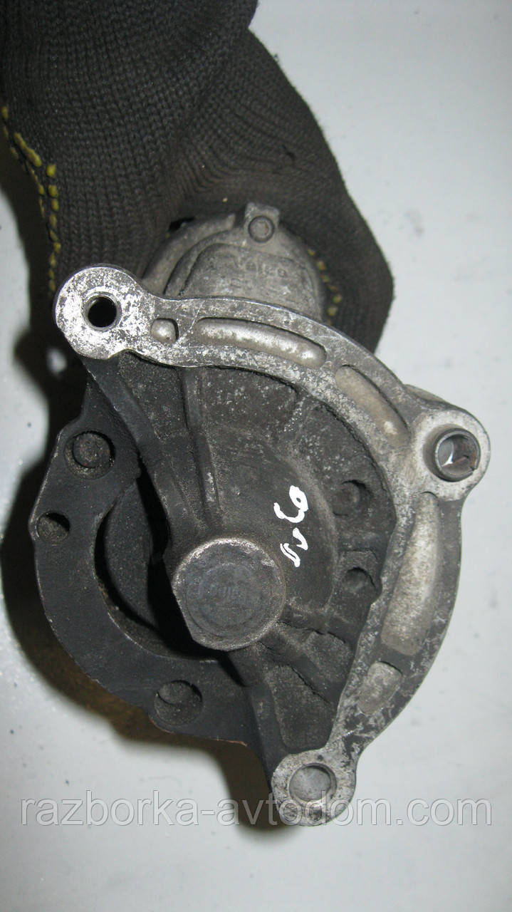 Стартер CS581 б/у (Valeo) Citroen XSARA PICASSO , Berlingo , C2 , C3 ,C4 , Peugeot BIPPER.  (9 зуб) 12V