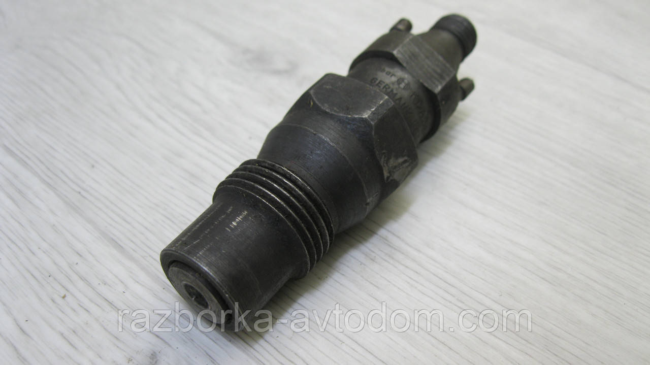Форсунка дизельна 2.4D VW Lt 28-55, Transporter T4, Passat B3 OE: 068130201C фото 2