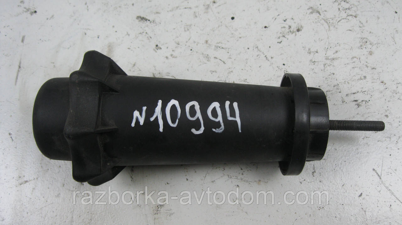 Кронштейн кріплення запасного колеса VW Passat B5 (1997-2000) OE:3B9803899