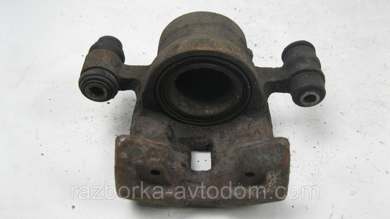 Суппорт передній правий Mazda 626 GC (1983-1987) OE:GG2933980