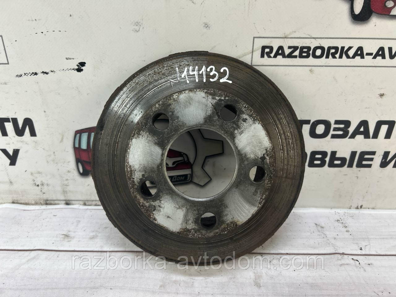 Диск гальмівний задній D245 VW Passat B5 (97-05), B6, Audi 100 C4, A6 OE:4A0615601A