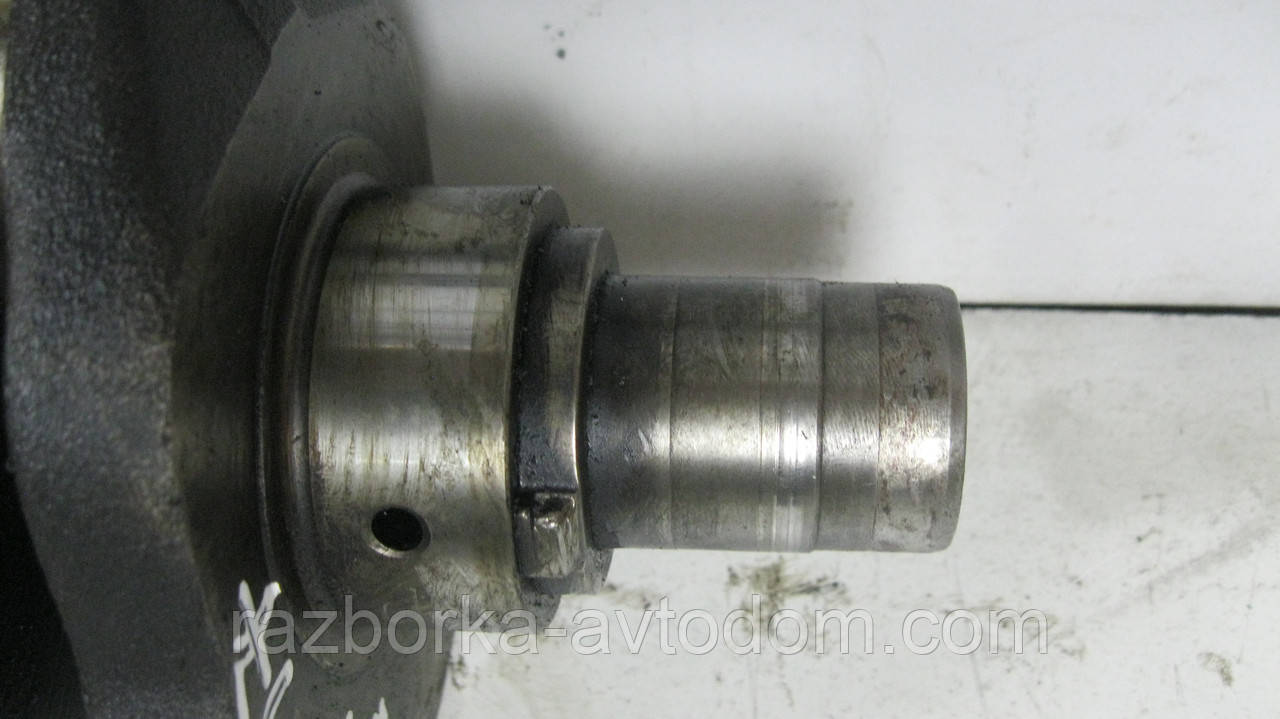Колінвал VW LT 28 2.4D (1975-1996) OE:075105101D