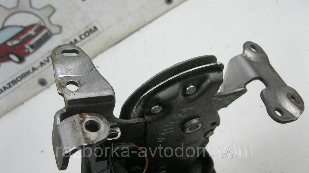 Важіль ручного гальма (ручник) Opel Corsa C (2000-2012), Tigra (2004-2010) OE:13125286