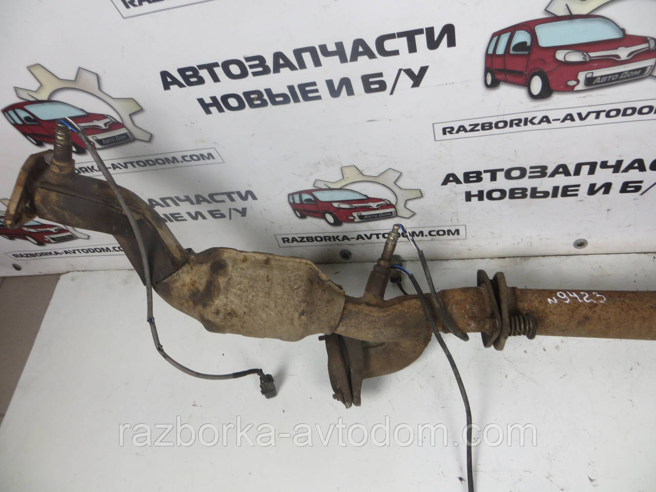 Вихлопна труба в зібраному вигляді Mitsubishi Pajero Sport 1 (1997-2009) OE:MN110738