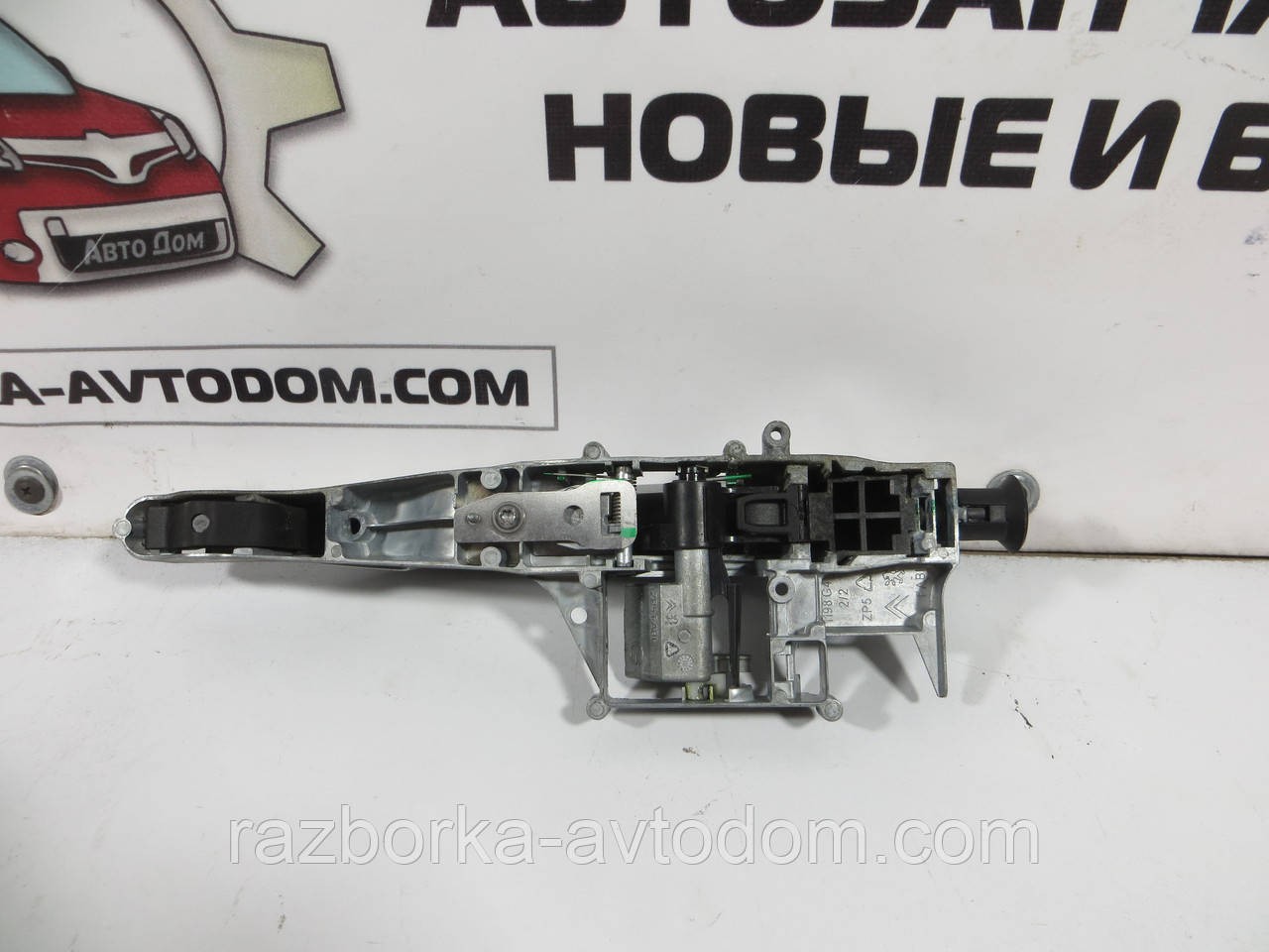 Ручка зовнішня ліва Citroen Berlingo B9 08-18 9660503580
