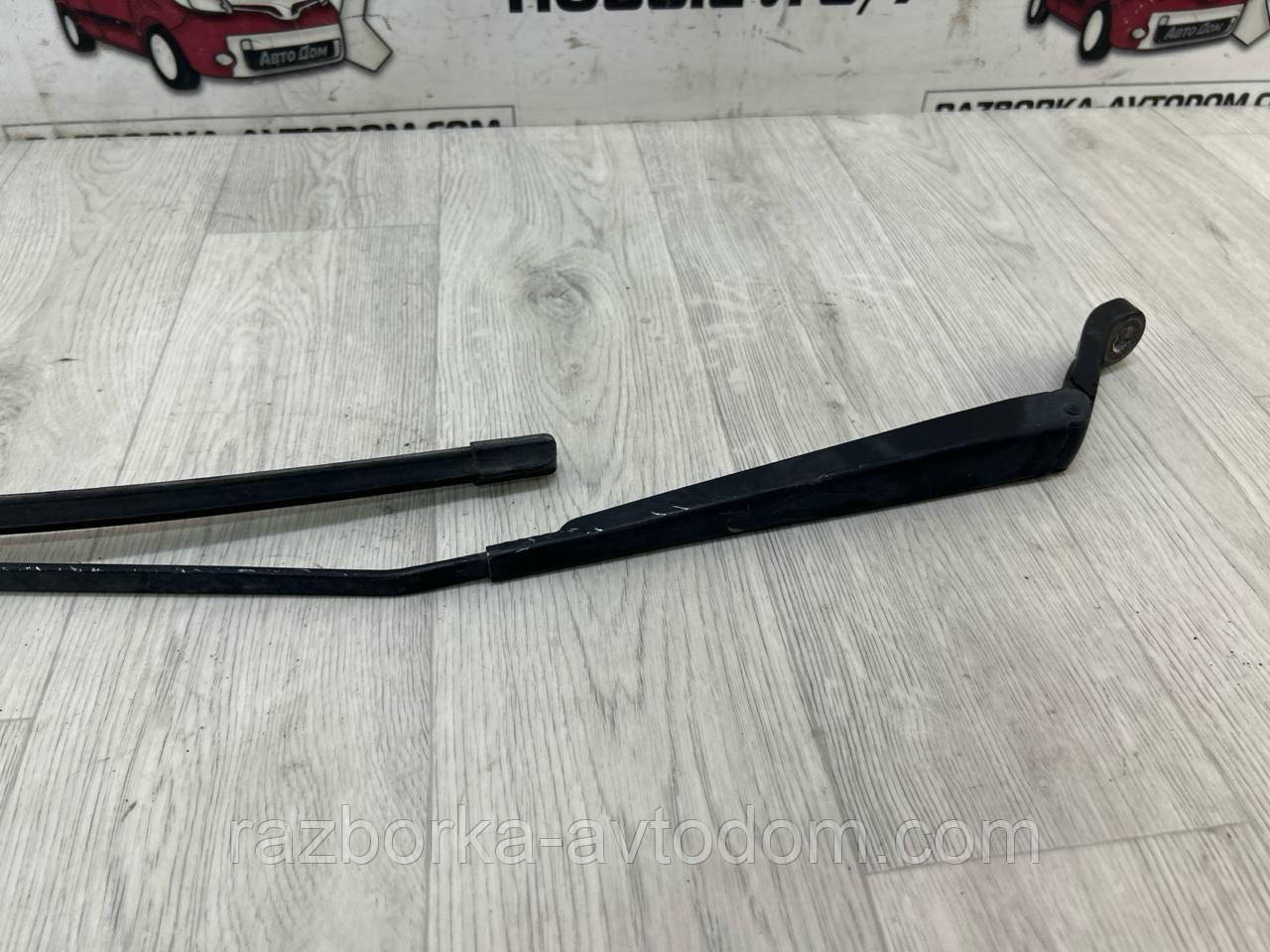 Важіль склоочисника (двірник) передній лівий PEUGEOT 407 SW (04-11) OE:6429X4