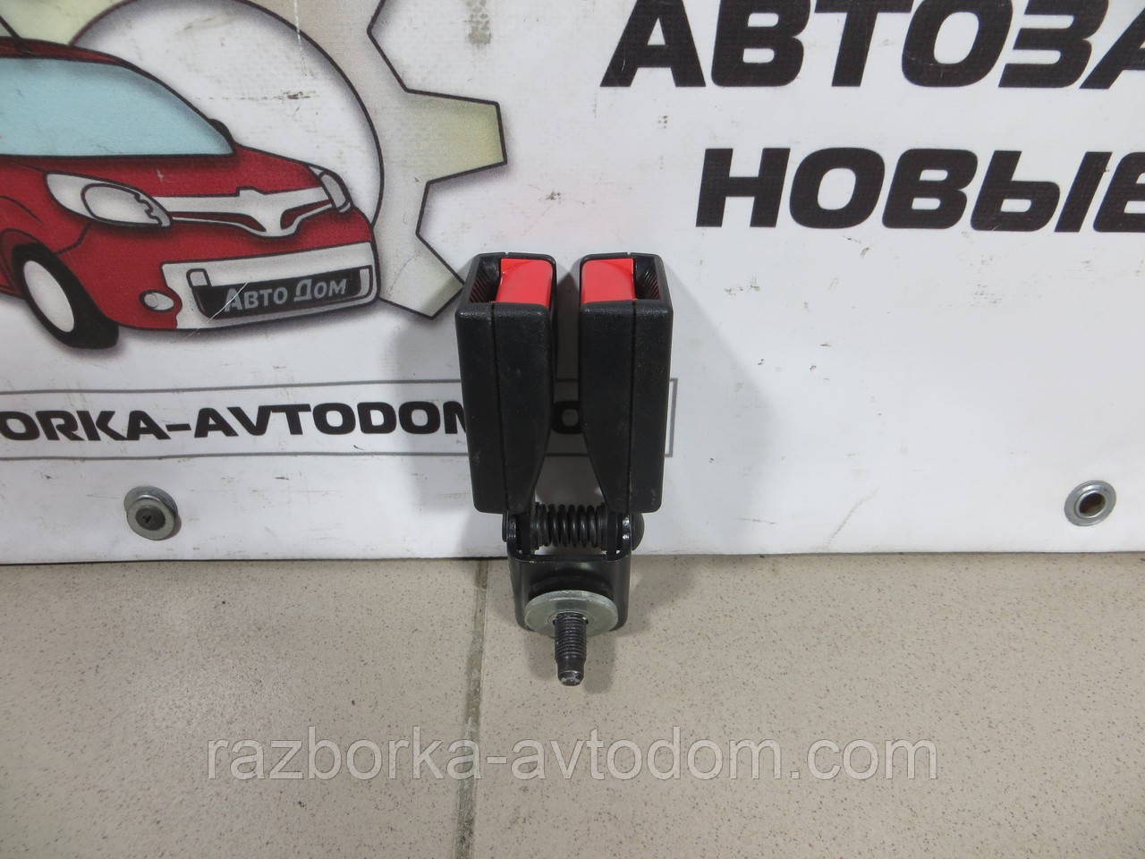 Замок ременя задній Opel Zafira A (99-05) OEM 90580904