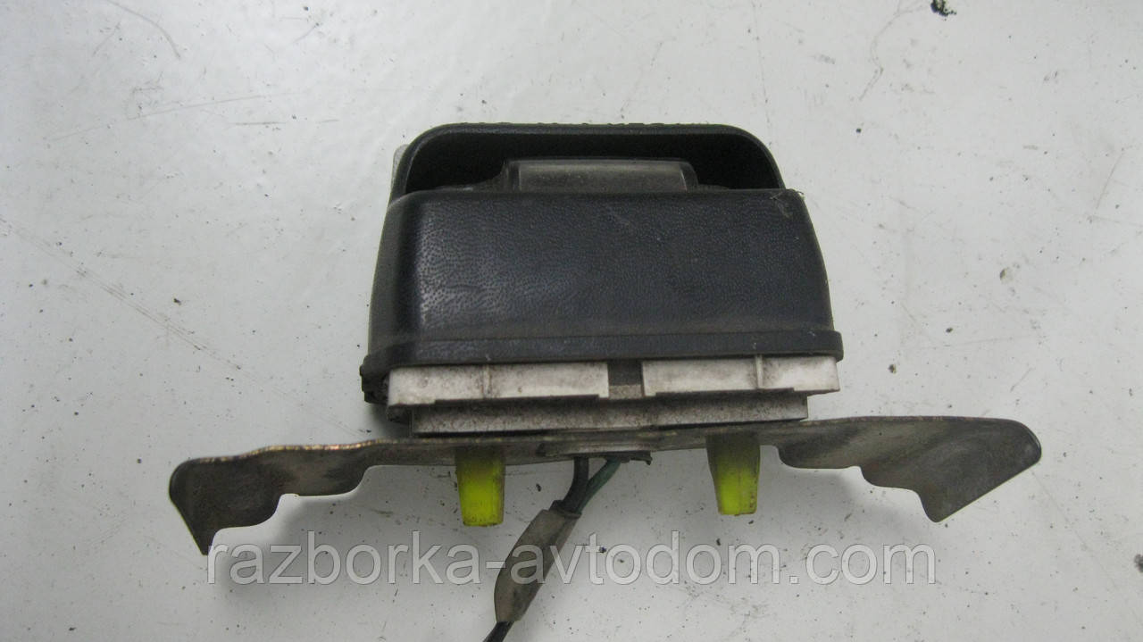 Ліхтар підсвічування номера Mitsubishi Colt (1984-1988) OE:1141-244
