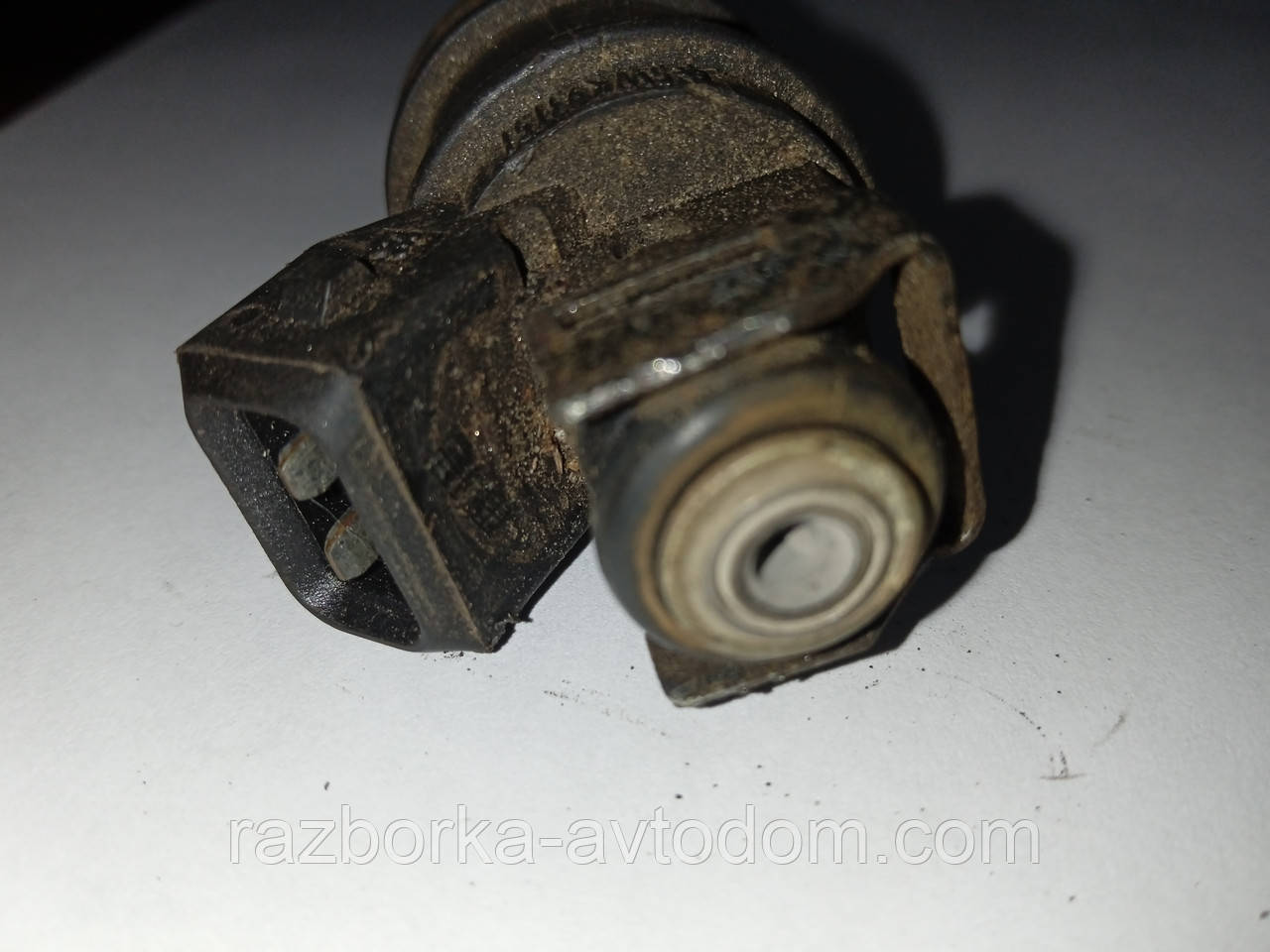 Форсунка впорскування палива (інжектор) Opel Vectra B (1995-2002) Zafira A, Astra G 1,8i ДЕФЕКТ: носика