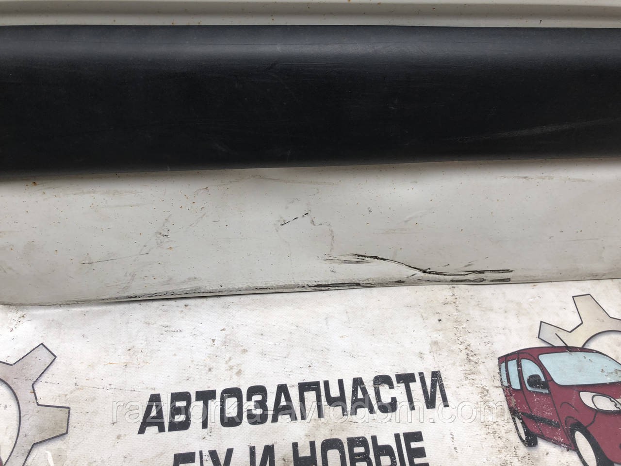 Двері бічні зсувні праві низькі Renault Master (98-10)
