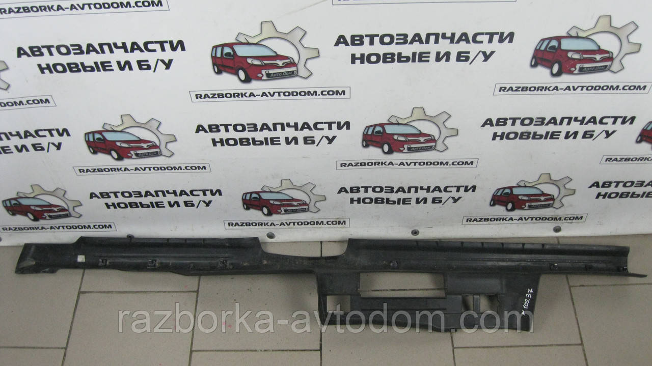 Накладка пластик молдинг порога внутрішнього правого Opel Vectra B (1995-2002) OE:90462744